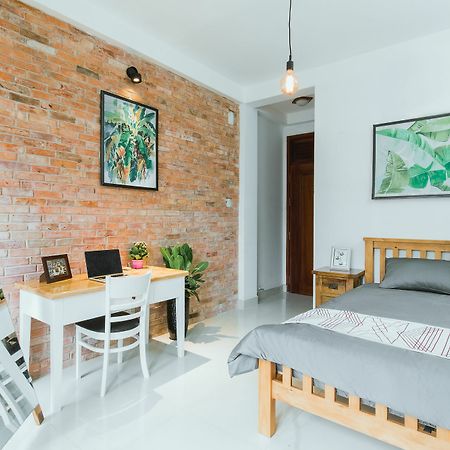 Urban House Saigon 2 Apartment Ho Chi Minh City Exterior photo
